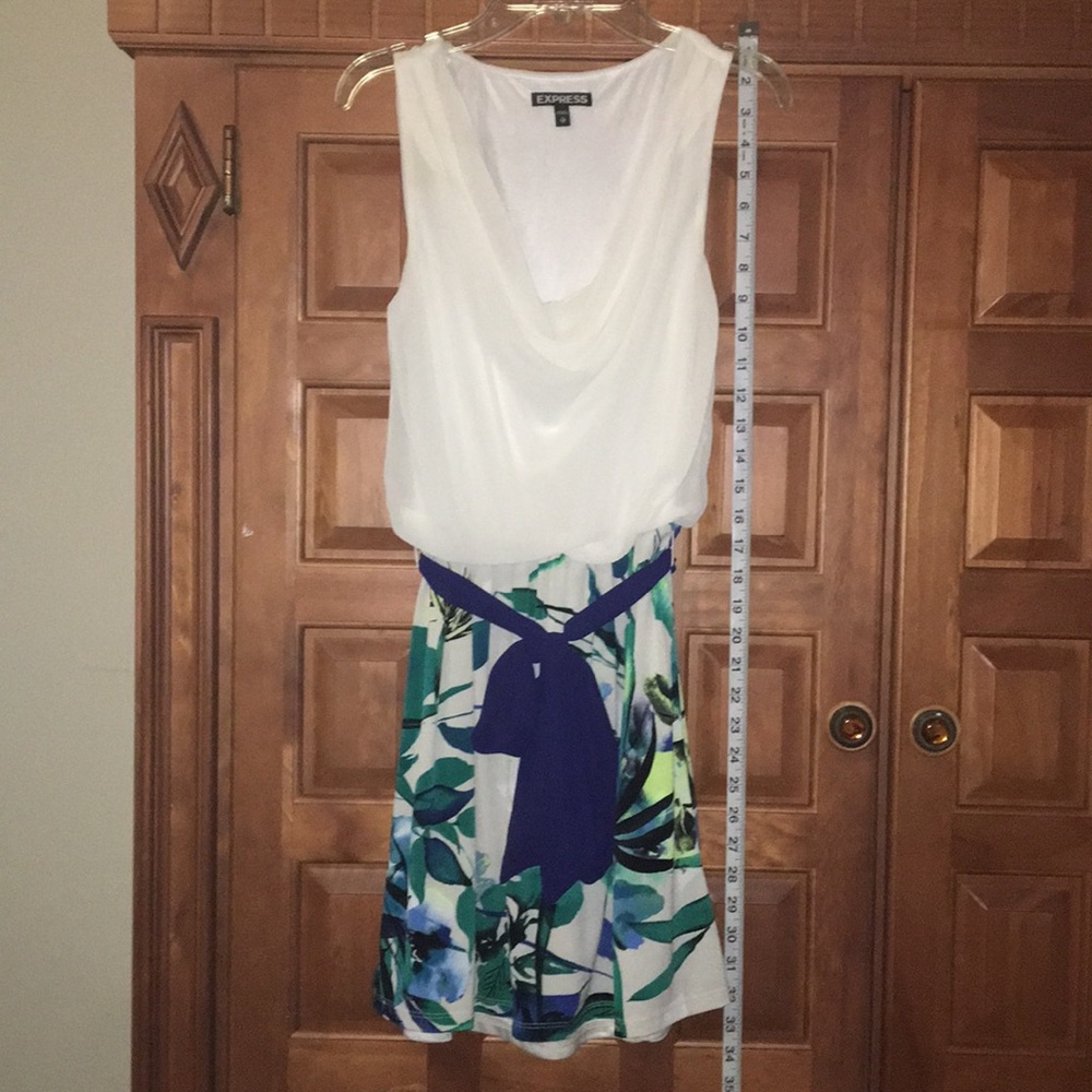 Floral Express sleeveless dress